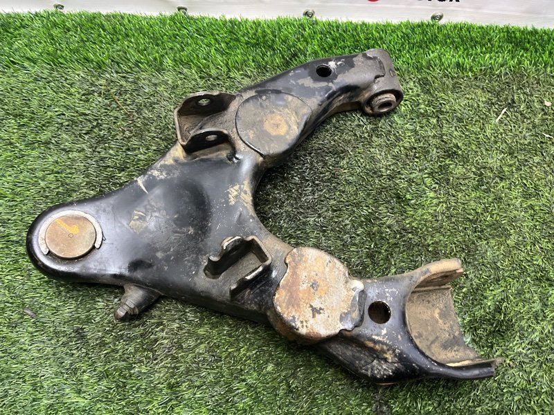 Рычаг верхний, 8000 рублей, Пешки