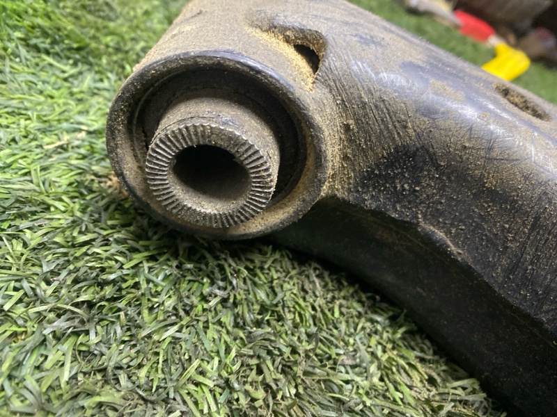 Рычаг верхний, 8000 рублей, Пешки