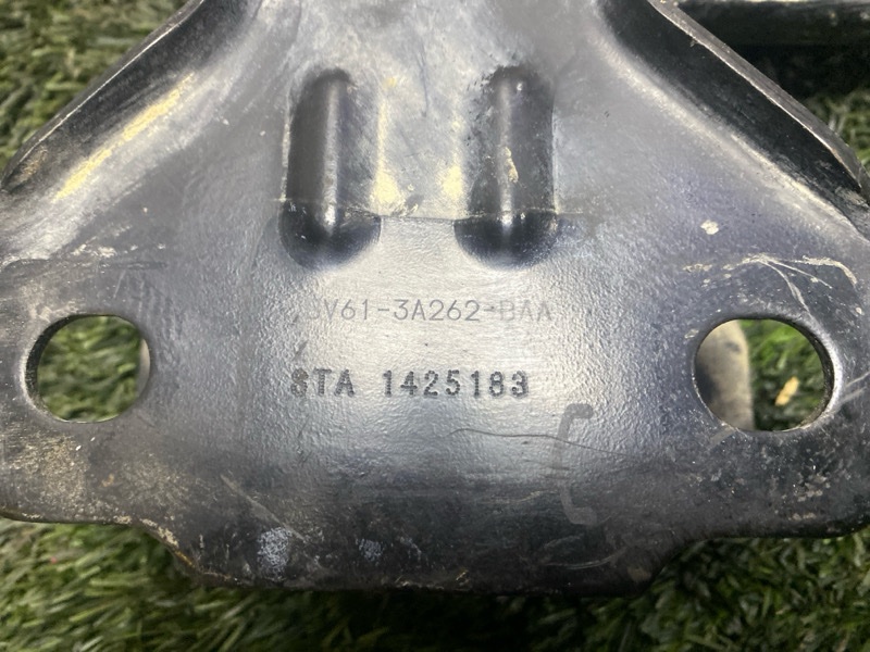 Рычаг нижний, 2500 рублей, Пешки