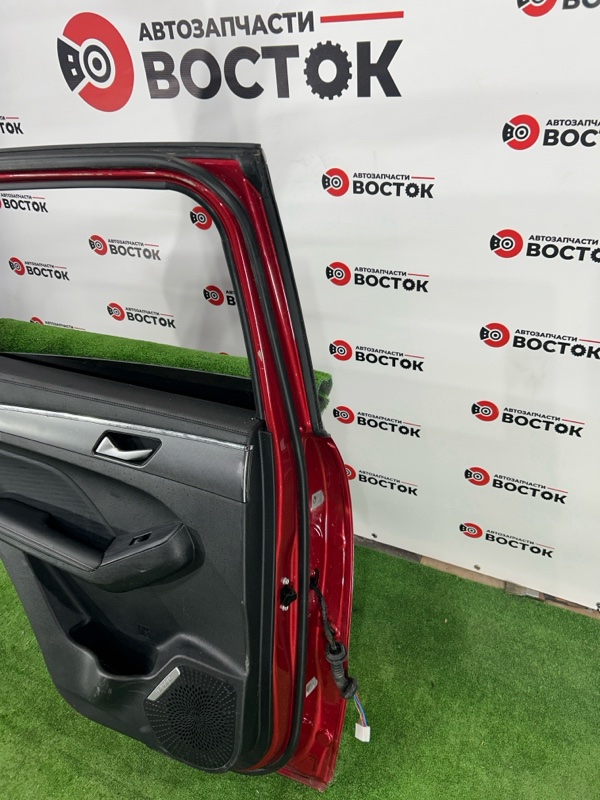 Дверь, 35000 рублей, Пешки