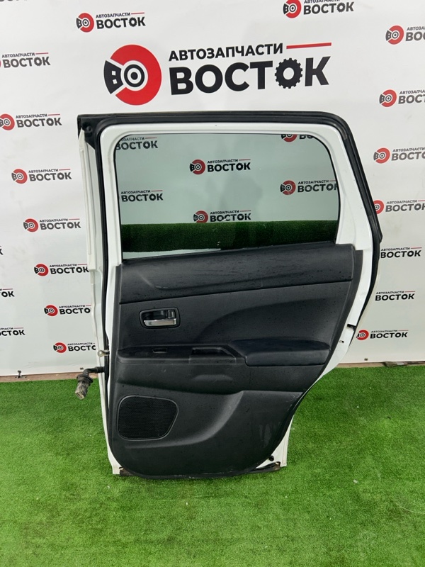 Дверь, 30000 рублей, Пешки