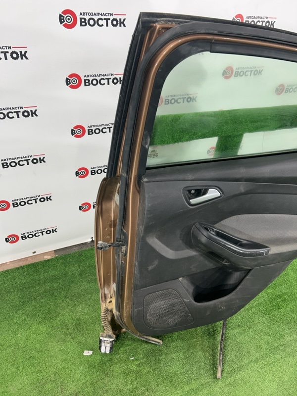 Дверь, 16000 рублей, Пешки