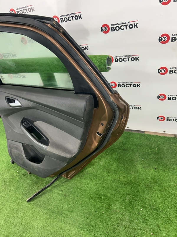 Дверь, 16000 рублей, Пешки