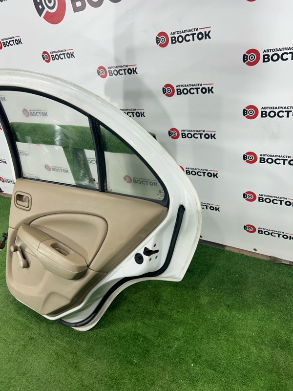 Дверь, 9000 рублей, Пешки