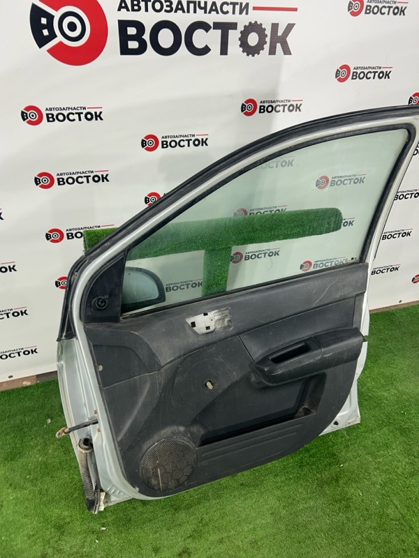 Дверь, 25000 рублей, Пешки