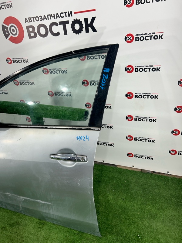 Дверь, 10000 рублей, Пешки