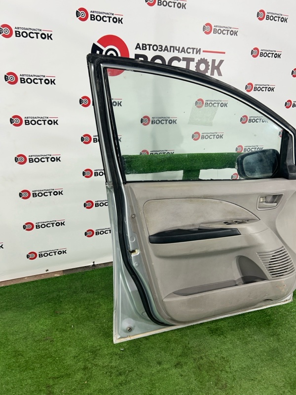 Дверь, 10000 рублей, Пешки