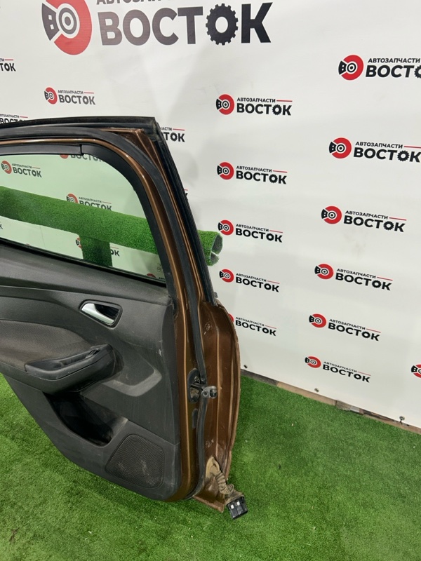 Дверь, 19000 рублей, Пешки