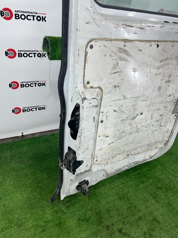 Дверь, 40000 рублей, Пешки