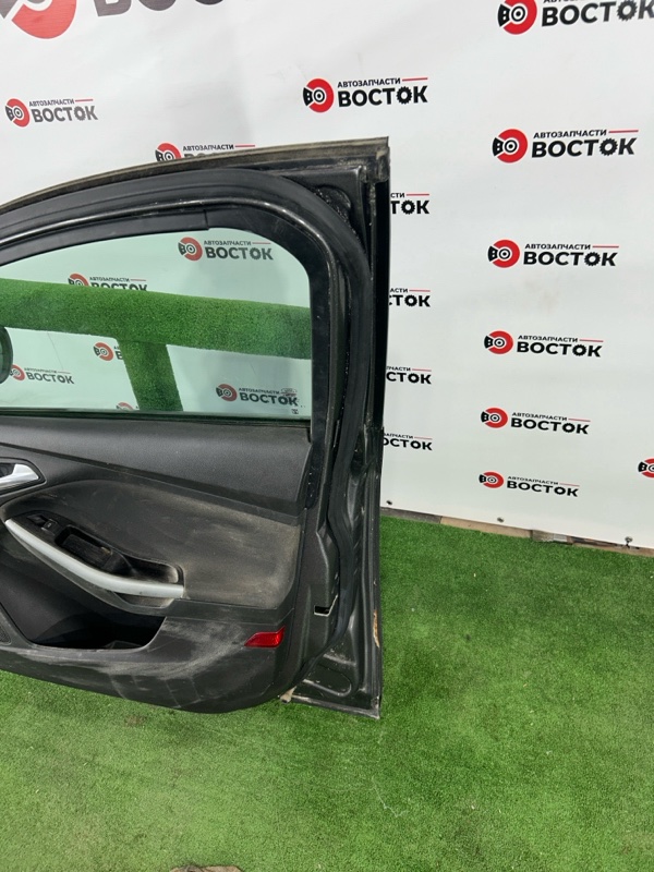 Дверь, 25000 рублей, Пешки