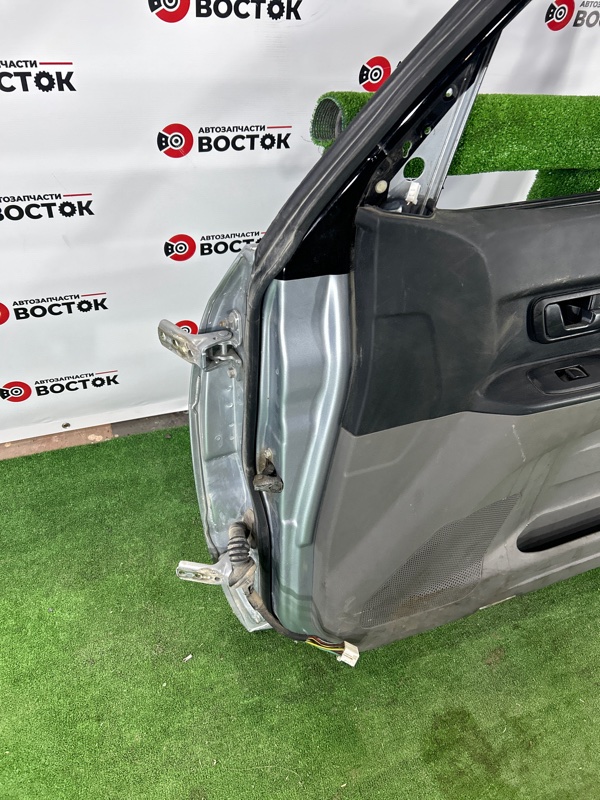 Дверь, 10000 рублей, Пешки