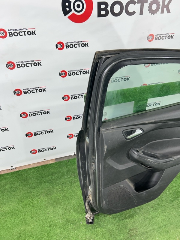 Дверь, 20000 рублей, Пешки