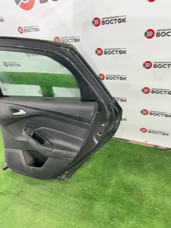 Дверь, 20000 рублей, Пешки