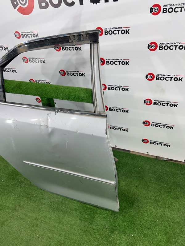 Дверь, 10000 рублей, Пешки