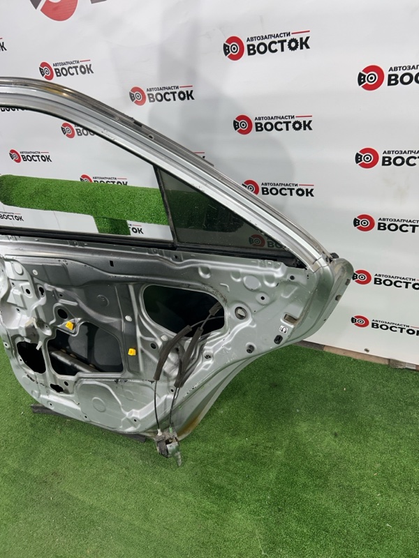 Дверь, 10000 рублей, Пешки