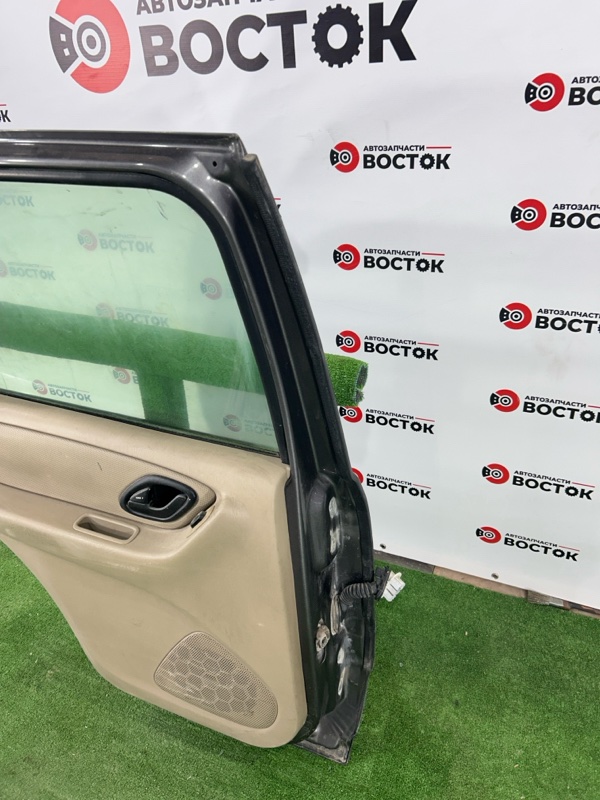 Дверь, 10000 рублей, Пешки