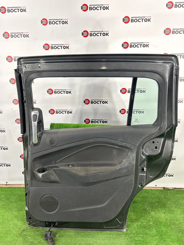 Дверь, 19000 рублей, Пешки