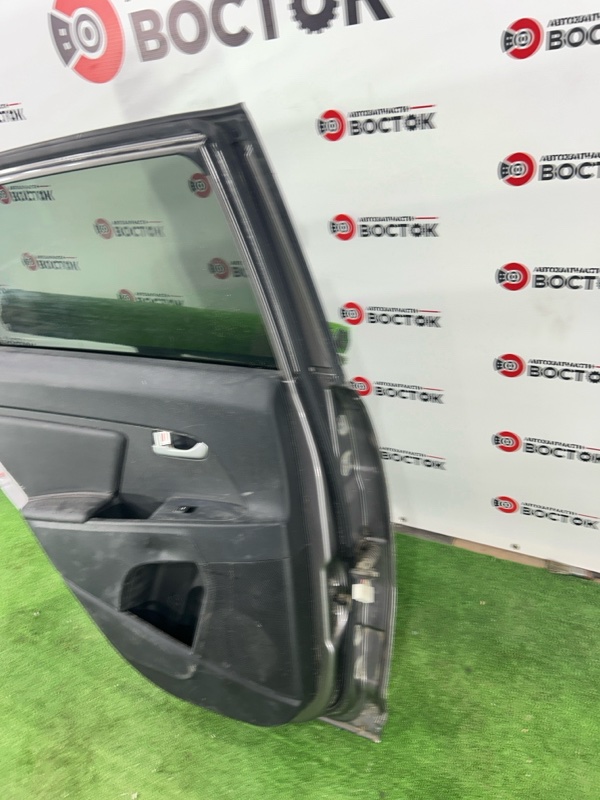 Дверь, 30000 рублей, Пешки