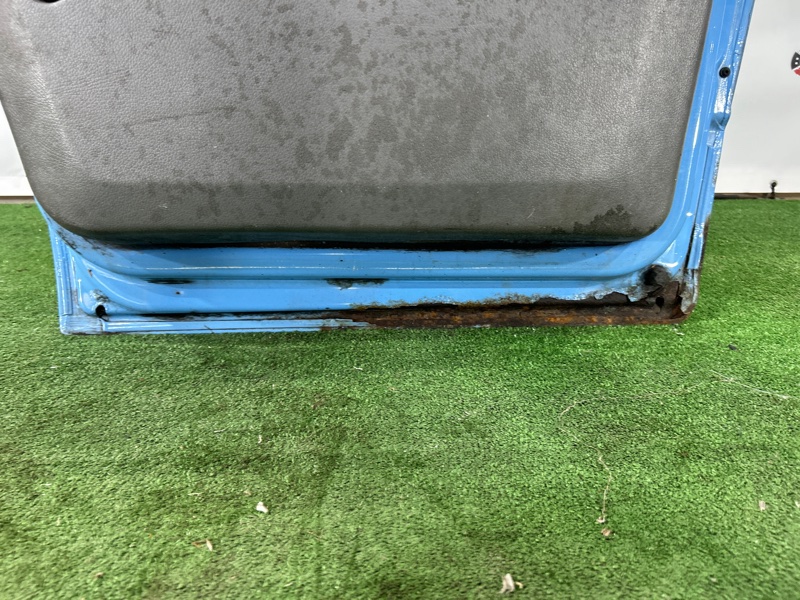 Дверь, 9000 рублей, Пешки