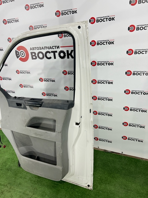 Дверь, 40000 рублей, Пешки