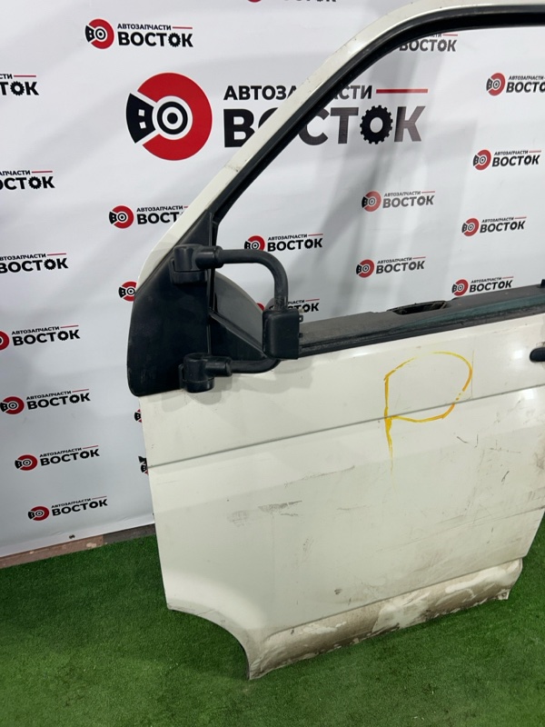 Дверь, 40000 рублей, Пешки