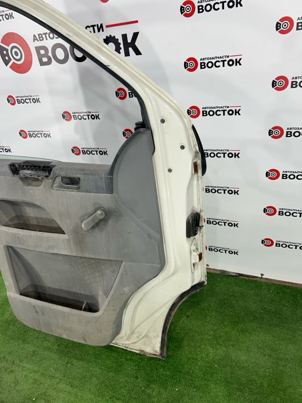 Дверь, 40000 рублей, Пешки