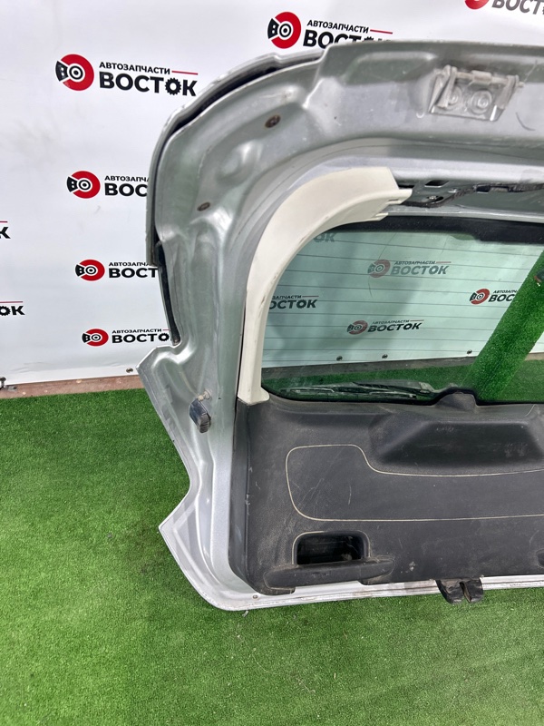 Крышка багажника, 9000 рублей, Пешки