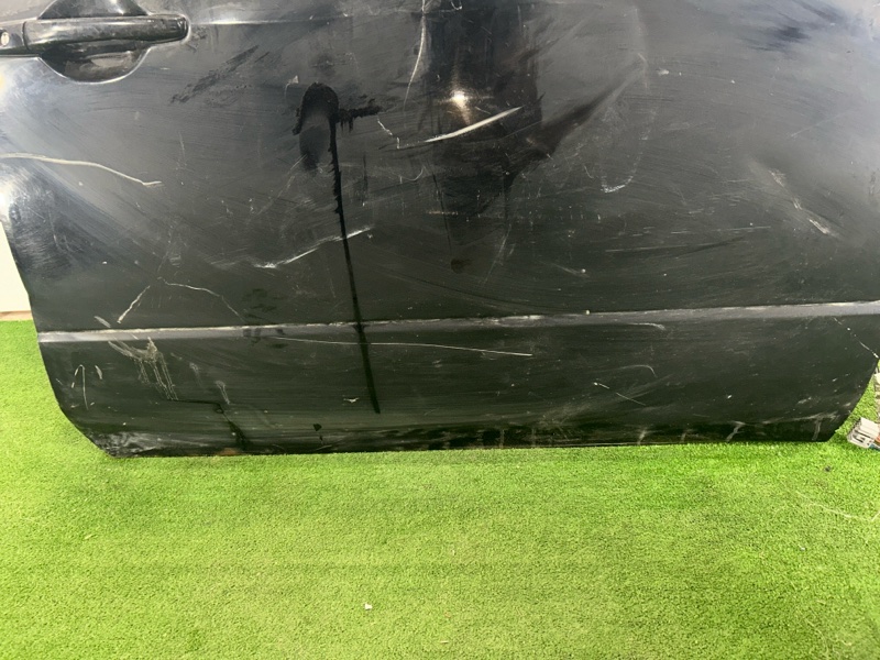 Дверь, 10000 рублей, Пешки