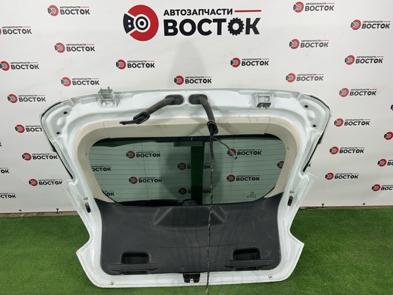 Крышка багажника, 8000 рублей, Пешки