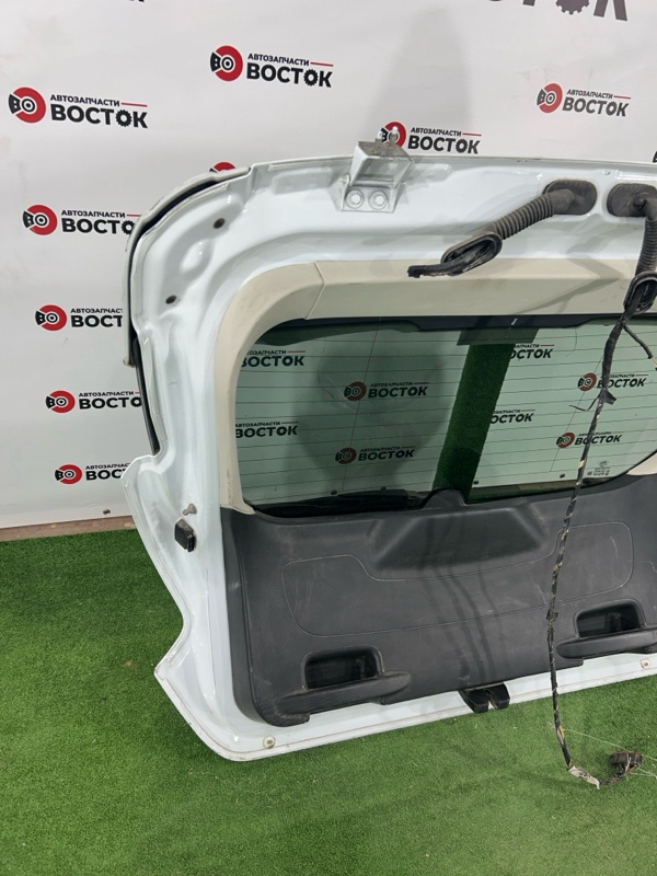 Крышка багажника, 8000 рублей, Пешки