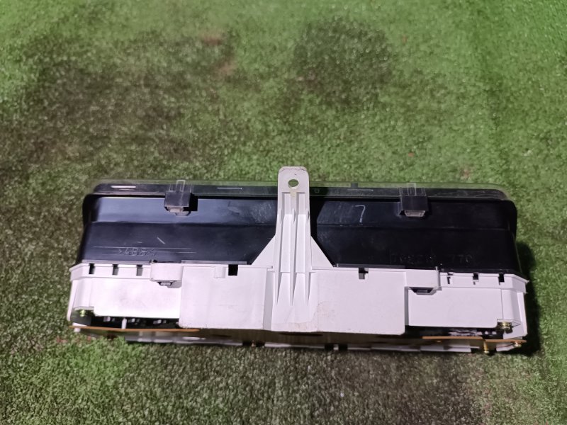 Панель приборов, 5000 рублей, Пешки