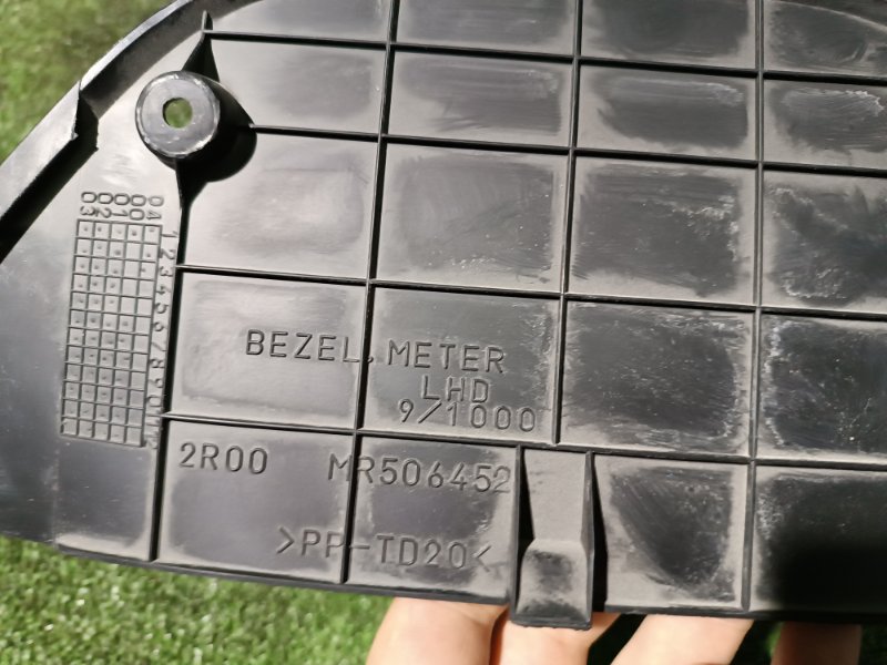 Консоль панели приборов, 1000 рублей, Пешки