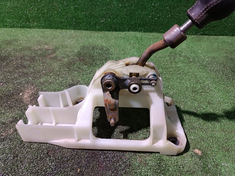 Кулиса МКПП, 2000 рублей, Пешки