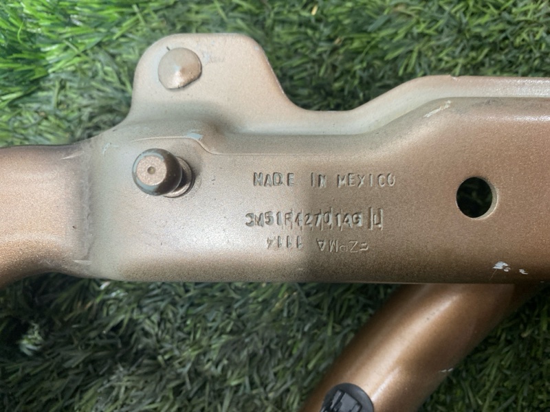 Петля крышки багажника, 4000 рублей, Пешки