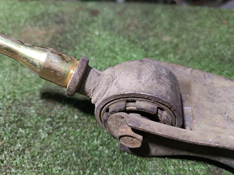 Рычаг верхний, 2000 рублей, Пешки