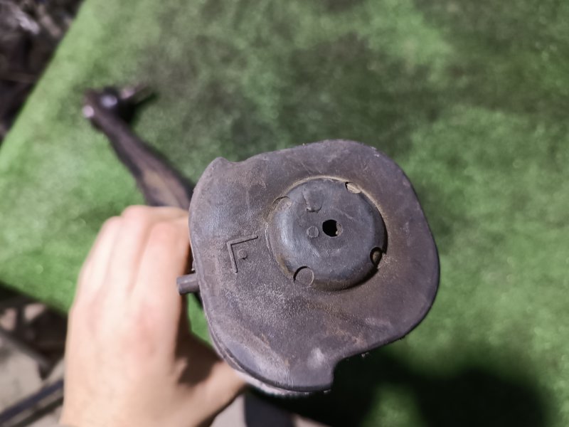 Рычаг нижний, 2500 рублей, Пешки