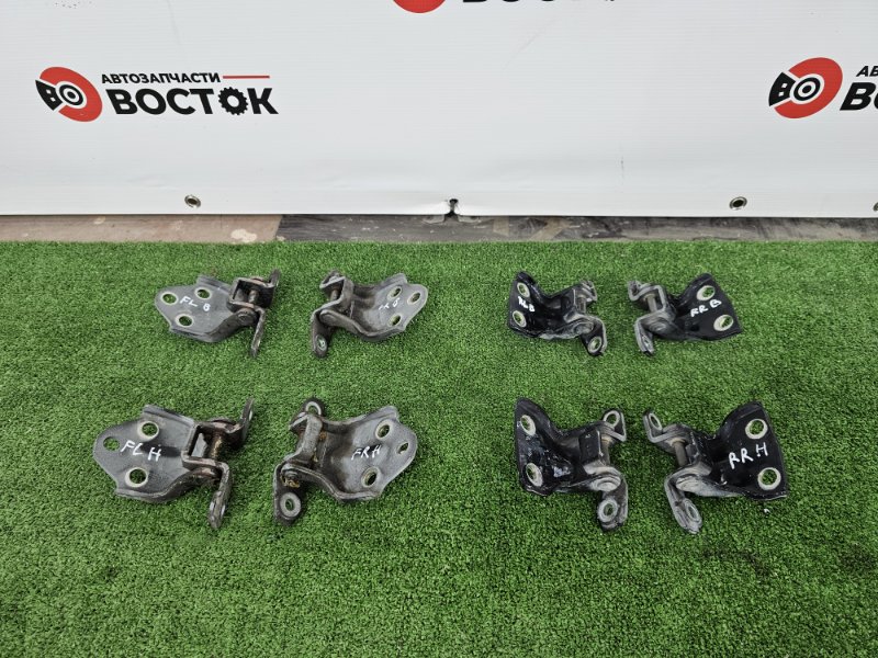 Петля двери, 2000 рублей, Пешки