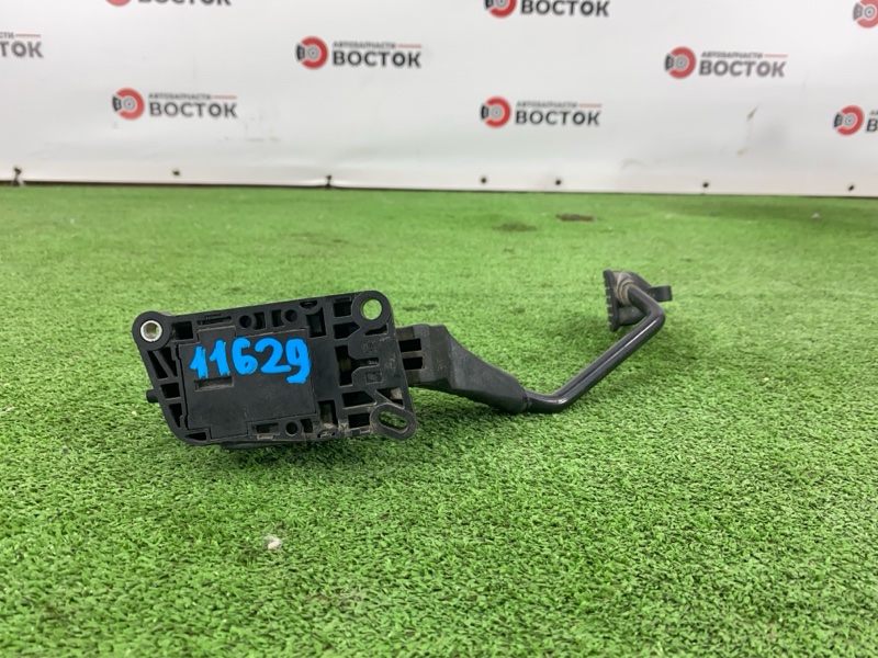 Педаль газа, 3500 рублей, Пешки