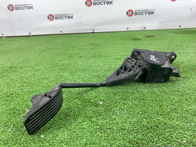 Педаль газа, 3500 рублей, Пешки