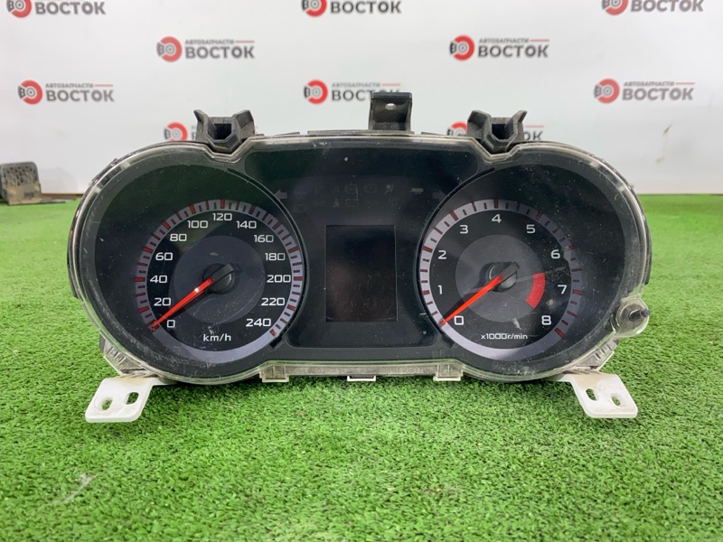 Панель приборов, 2000 рублей, Пешки