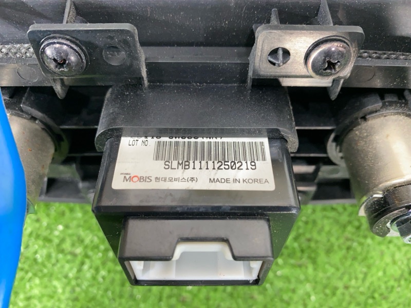 Накладка в салоне, 2000 рублей, Пешки