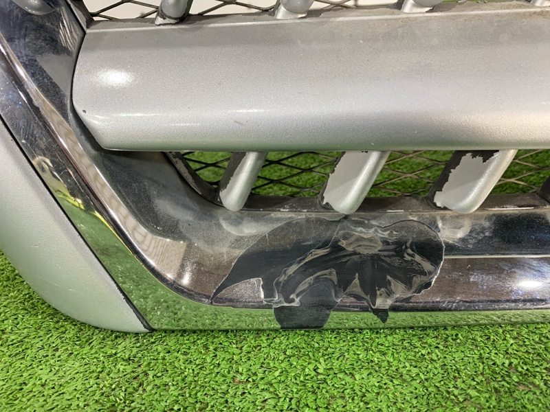 Решетка радиатора, 2000 рублей, Пешки