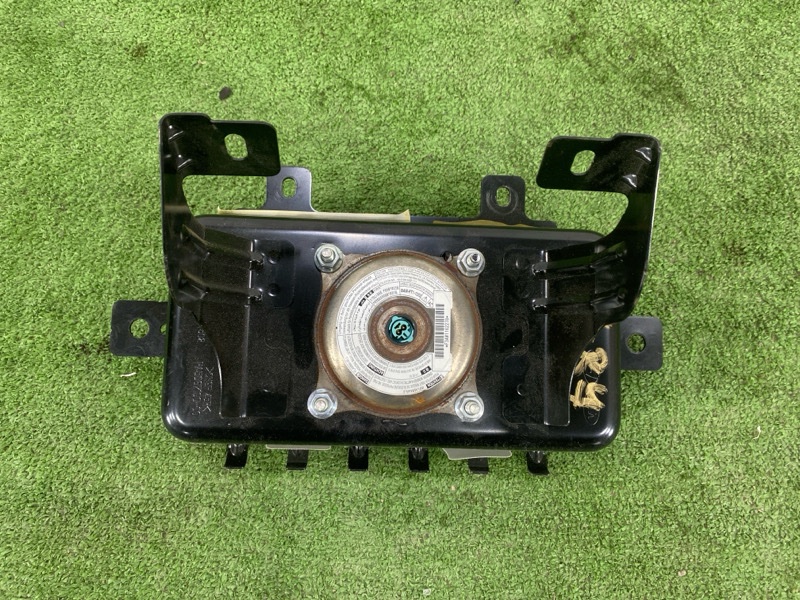 Подушка безопасности пассажира, 5000 рублей, Пешки