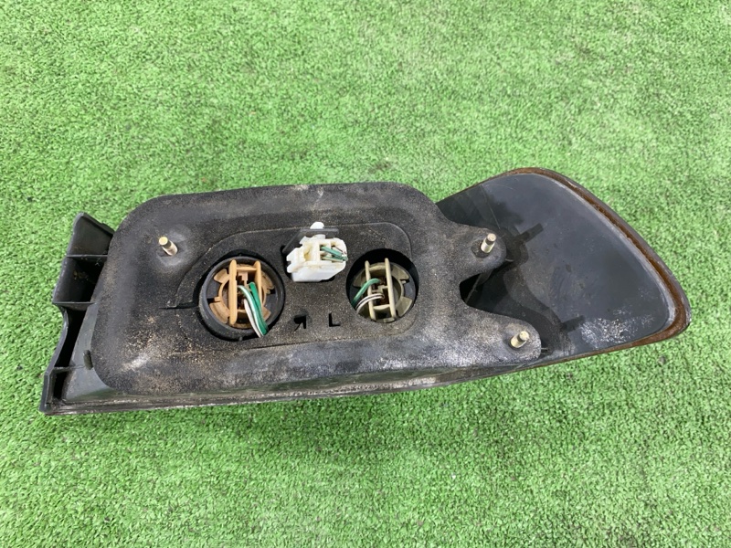 Стоп-сигнал, 2000 рублей, Пешки