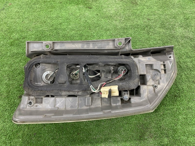 Стоп-сигнал, 3000 рублей, Пешки