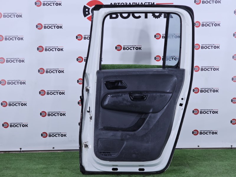 Дверь, 20000 рублей, Пешки