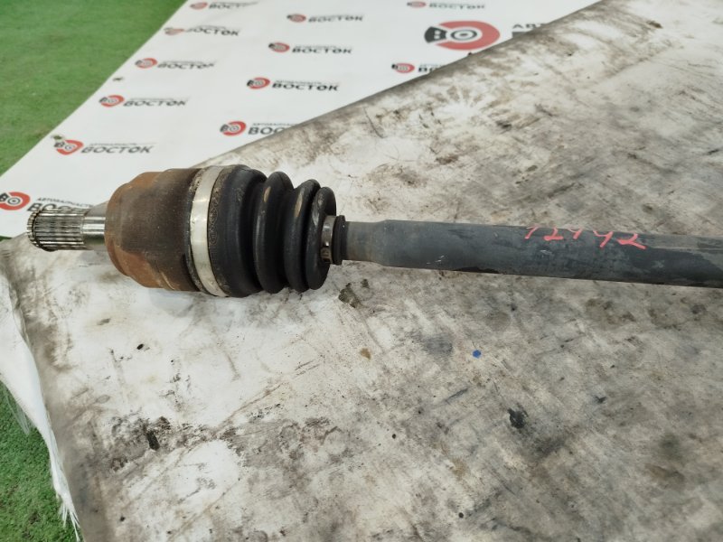 Привод, 9000 рублей, Пешки