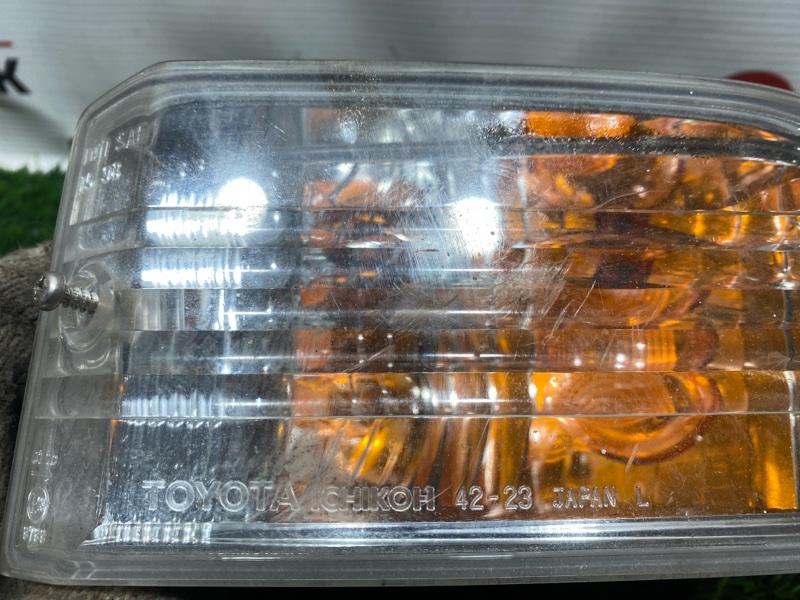 Поворотник, 2000 рублей, Пешки