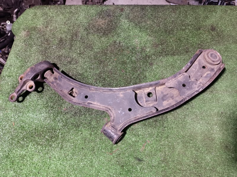 Рычаг нижний, 2000 рублей, Пешки