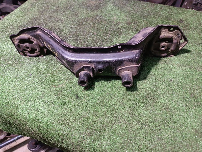 Кронштейн редуктора, 2000 рублей, Пешки